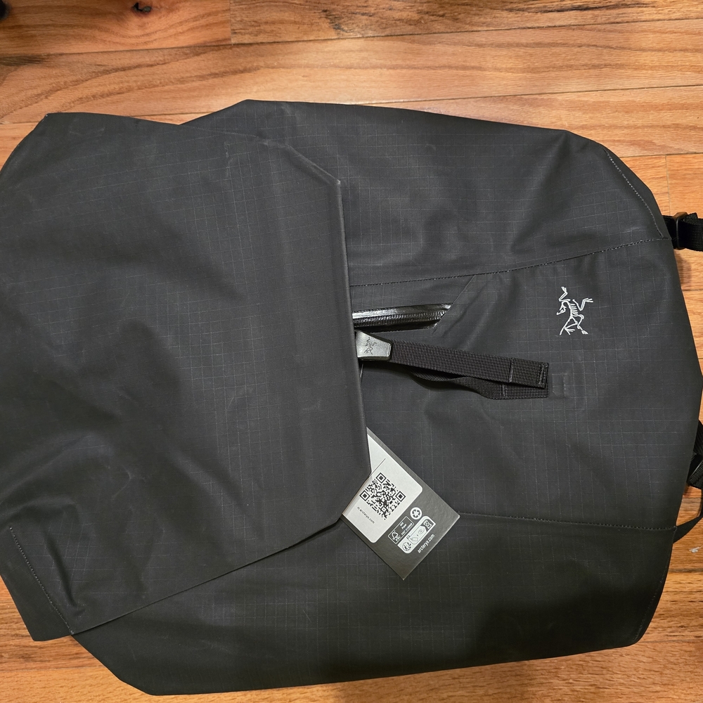 Arc'teryx Black Men's Bag